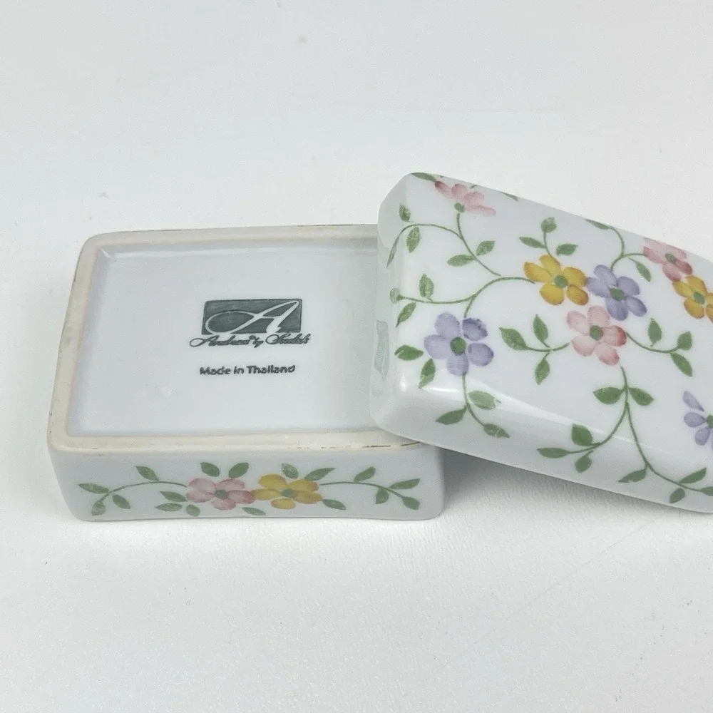 Andrea By Sadek Porcelain Floral Lidded Trinket Box Made In Japan